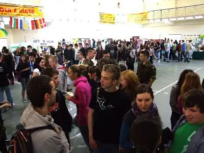 W piątek sala sportowa przy I LO zapełniła się uczniami