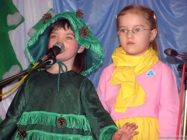 Występ najmłodszych uczestników zajęć MDK