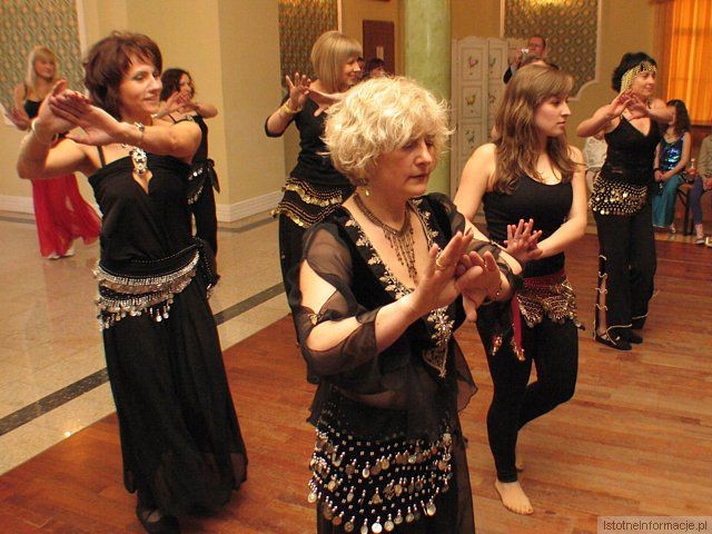 Uczestiniczki pokazu