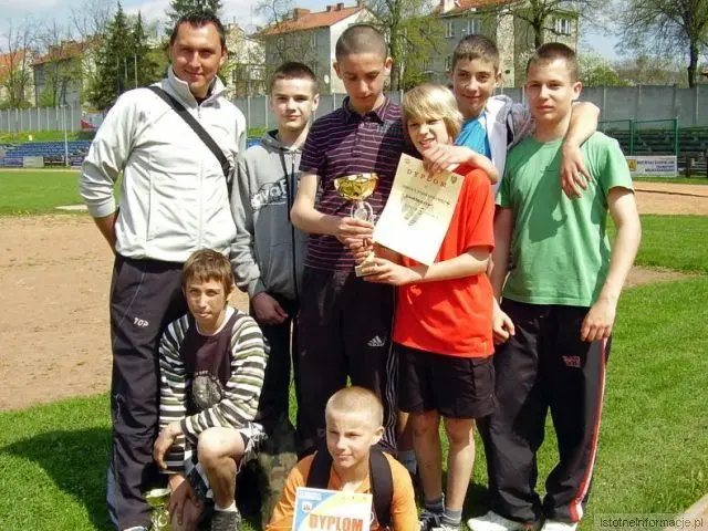 Zawody rozegrano w środę, 28 kwietnia, na stadionie miejskim