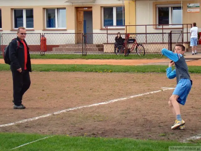Zawody rozegrano w środę, 28 kwietnia, na stadionie miejskim