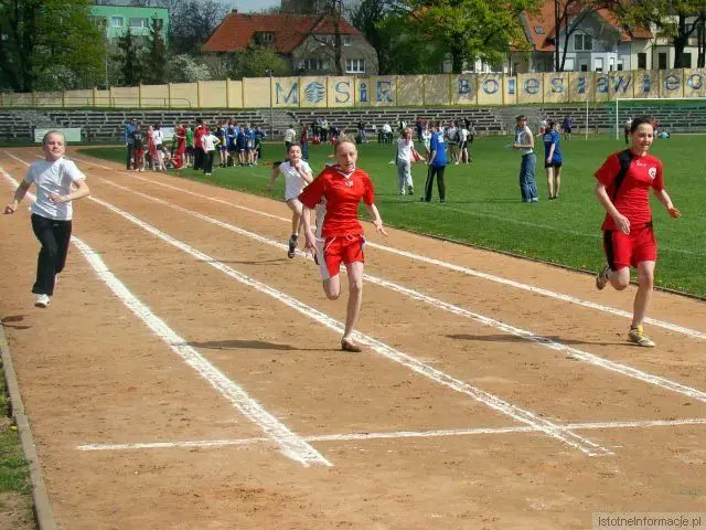 Zawody rozegrano w środę, 28 kwietnia, na stadionie miejskim