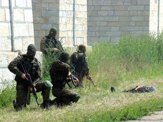 Atak terrorystyczny na wiadukt