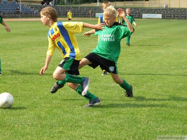 Przemiana wygrała z artystami po rzutach karnych