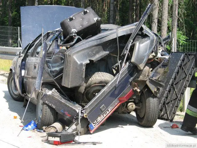 Citröen dachował na A-18