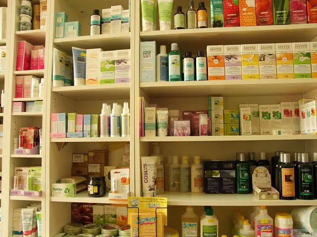 Produkty z naszego sklepu certyfikowane są przez: Ecocert, Bdih, Demeter, NaTrue, Eco Control, Eco Garantie