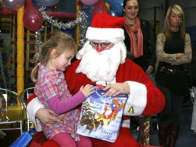 Sala Zabaw Oli i św. Mikołaj zapraszają dzieci