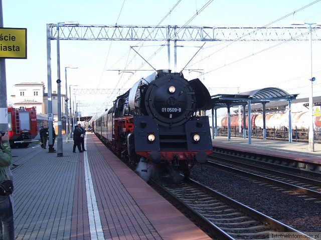 Zabytkowy pociąg przejechał przez Bolesławiec