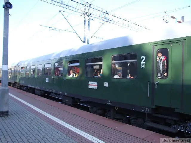 Zabytkowy pociąg przejechał przez Bolesławiec