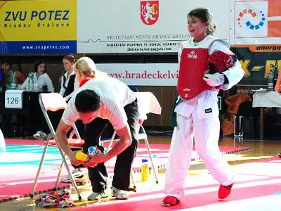 Radość Wiktorii Knapczyk po walce finałowej