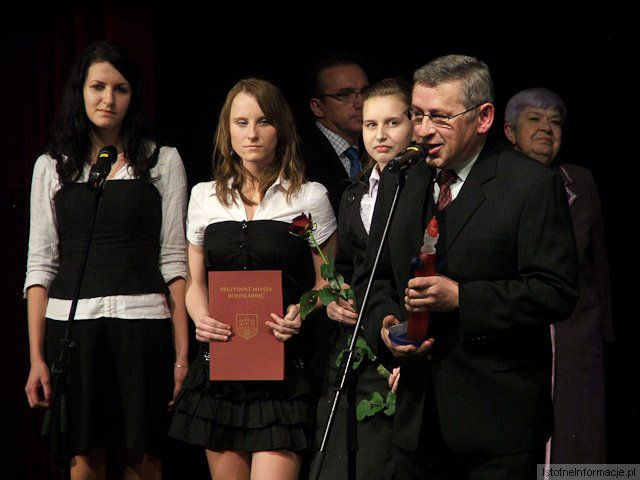 Zbigniew Herbut i wolontariuszki