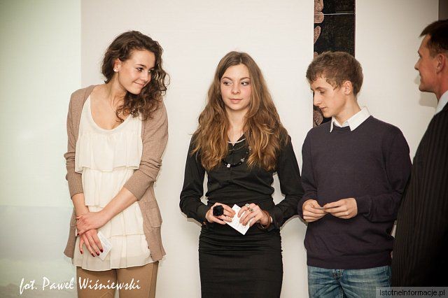 Paula Kowalik, Ewa Ochocka i Bartosz Wróbel