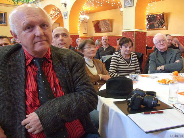 Uczestnicy spotkania z Januszem Palikotem