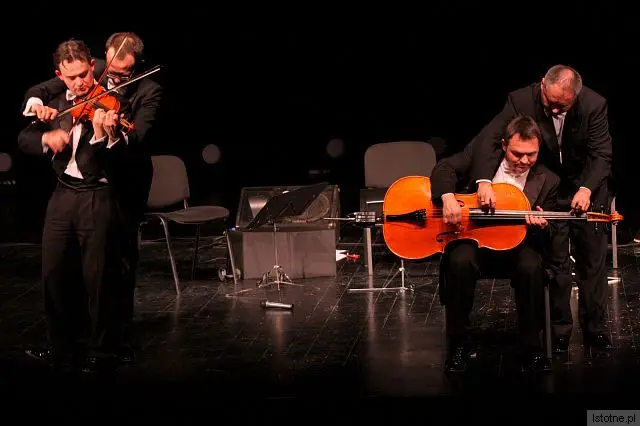 Koncert grupy MoCarta w Forum