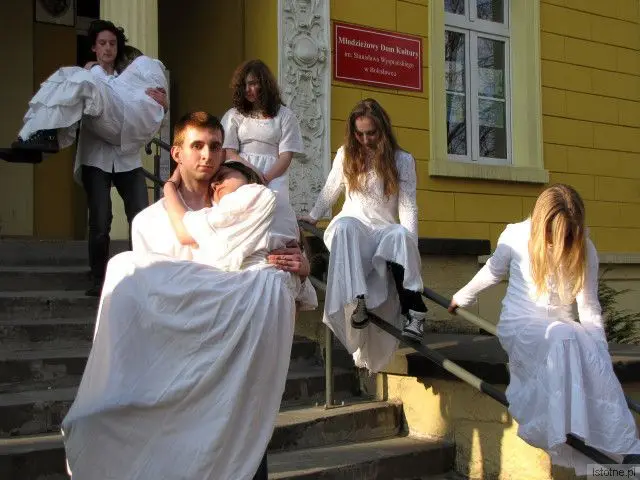 Grupa Działań Twórczych "Skins" zaprezentowała spektakl pt. "Przywołanie lata"
