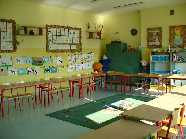 Sale szkolne są dobrze przygotowana na przyjęcie sześciolatków (Szkoła Podstawowa nr 3 na ul. Ceramicznej)