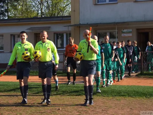 Piłkarze przed meczem