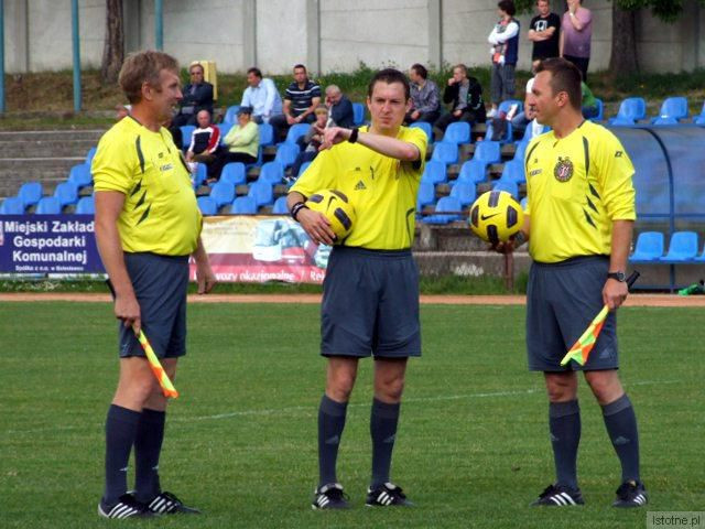 Sędziowie meczu BKS Bobrzanie - Piast Zawidów