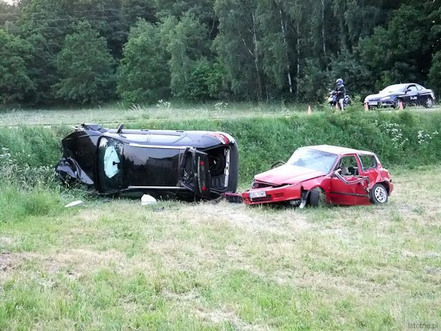 Kierowca czarnego Peugeota też trafił do szpitala