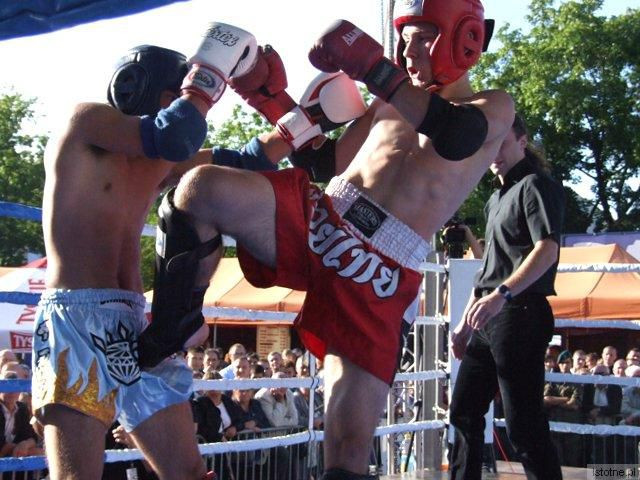 Pokaz boksu tajskiego