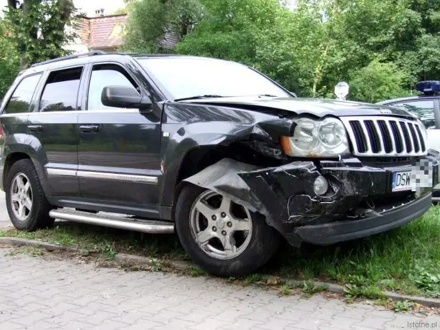 Jeep wjechał na skrzyżowanie od ulicy Zwycięstwa