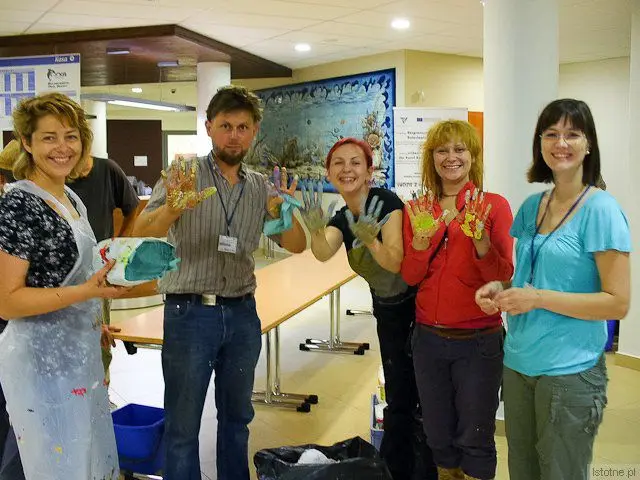 Artyści: Magdalena Konieczna (od lewej), Mateusz Grobelny, Kamila Michoń i Agnieszka Bondzior po happeningu