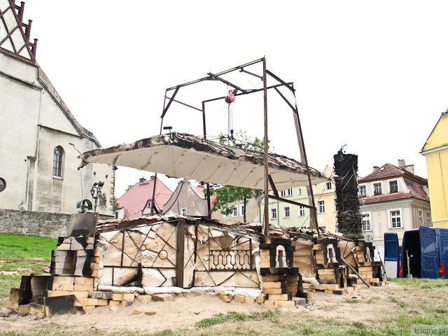 Piec Mateusza Grobelnego po wygaszeniu i otwarciu