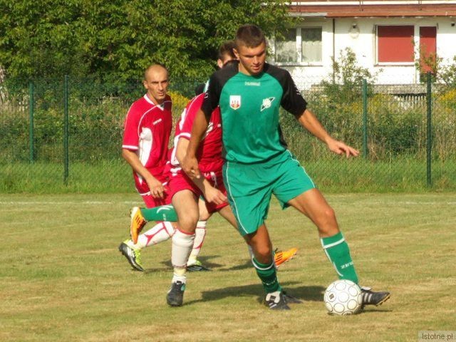 Przy piłce Jacek Bochnia