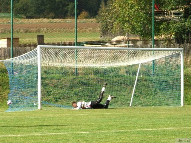 Pierwszego gola BKS zdobył w 19 minucie - po rzucie karnym