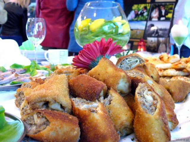 Tradycyjne krokiety i barszcz cieszą się niesłabnącym powodzeniem