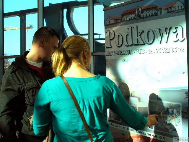 Przyszli młodożeńcy wybierali sale na wesele