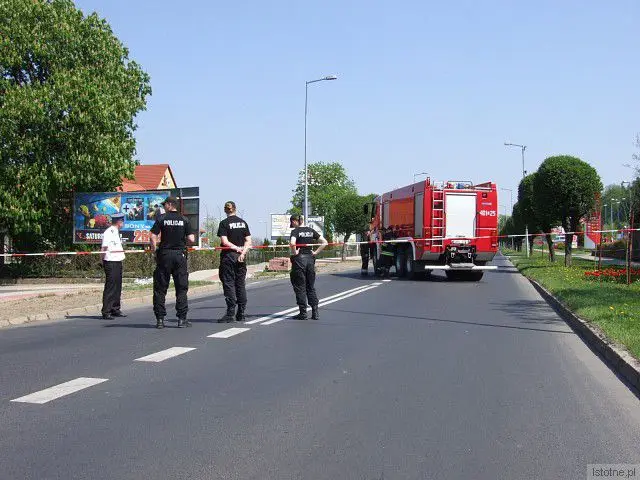 Aleja Tysiąclecia w pobliżu maketów i stacji paliw jest wyłączona z ruchu