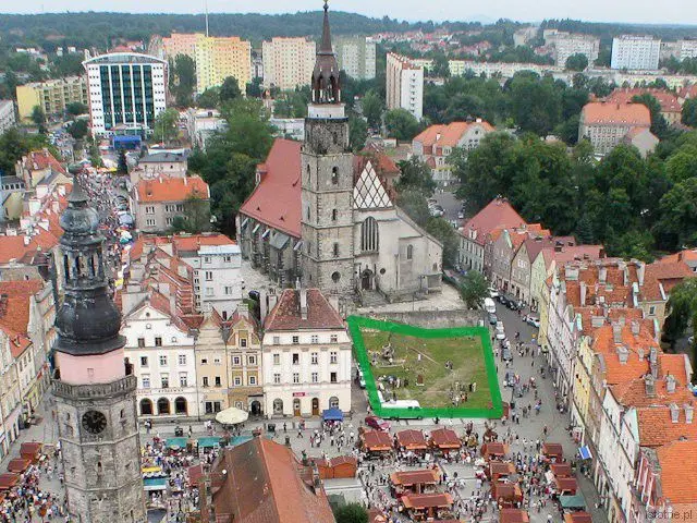 Plac w Rynku przed Sanktuarium