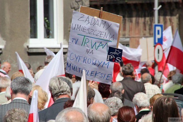 Zwolennicy PiS żądają miejsca dla TV Trwam