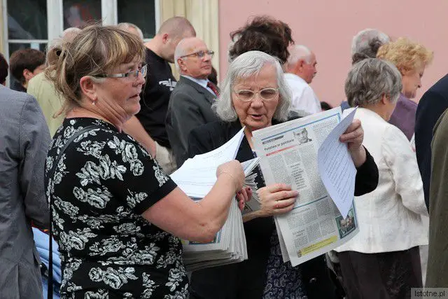 Na pikiecie rozdawano za darmo prawicowe gazety