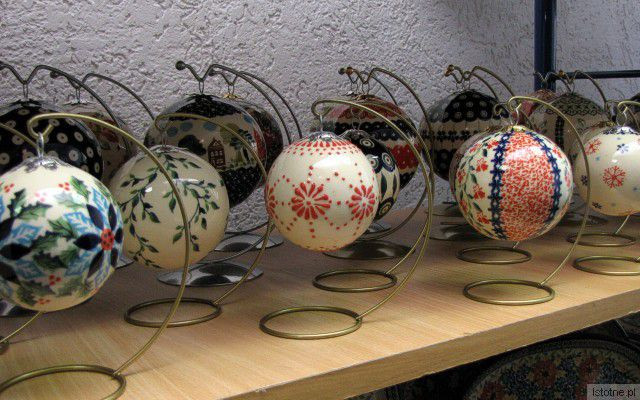 Ceramiczne bombki cieszą się sporą popularnością w Australii, USA i Francji