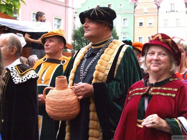 Burmistrz Nowogrodźca Robert Relich