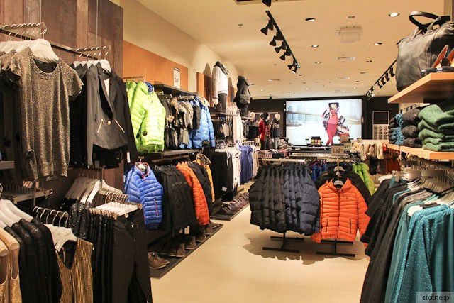 Wnętrze sklepu Reserved