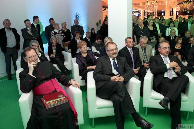 Ludzie na otwarciu galerii BCC