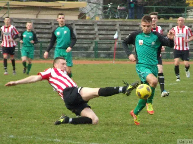 Marcin Szaja (Jawa Otok) i Damian Kamuda (BKS Bobrzanie)