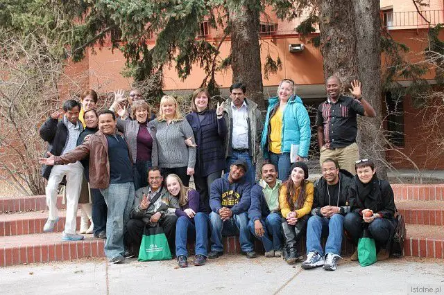 W grupie Katarzyny Cieślak-Ostrowskiej byli nauczyciele z Ukrainy, Łotwy, Rosji, Estonii, Gruzji, Dominikany, Chile, Indii, Nepalu, Omanu, Kambodży, Maroka, Wybrzeża Kości Słoniowej, Gany i RPA