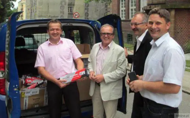 Grzegorz Kozłowski, Józef Król, Cezary Przybylski i dyrektor „elektronika” Andrzej Leśniewski