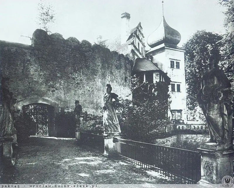 Pałac w Gościszowie