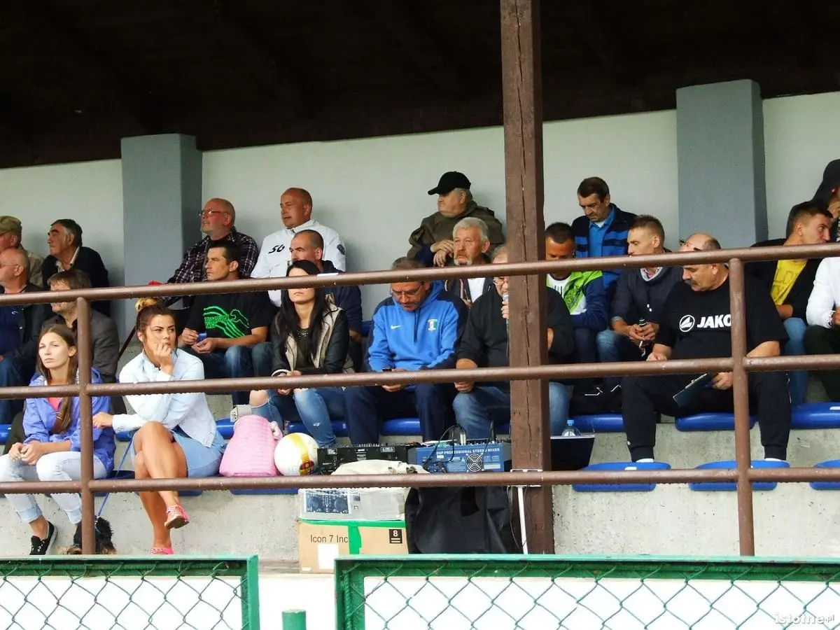 BKS pokonał Włókniarza 5:1