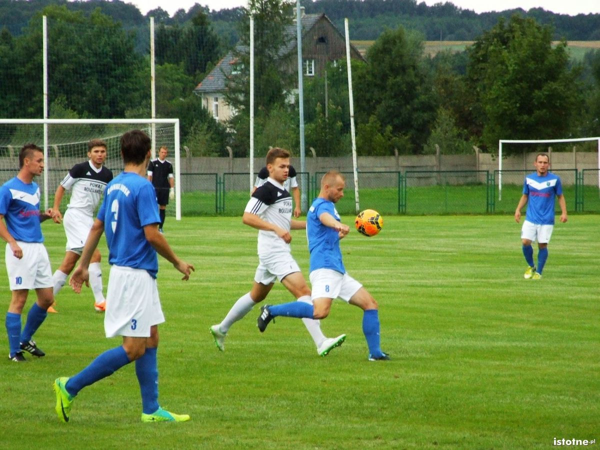 BKS pokonał Włókniarza 5:1