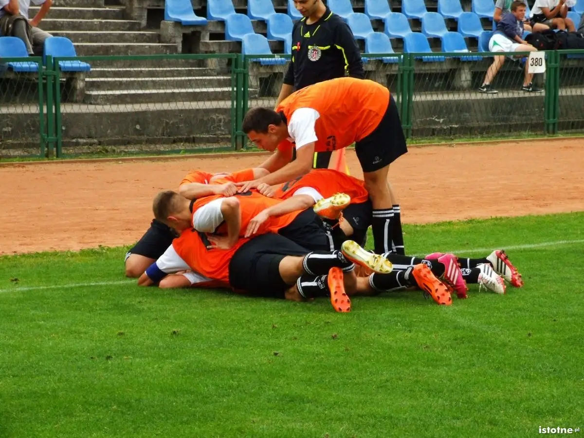 BKS pokonał Widawę 2:1