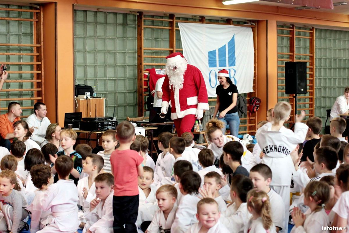 Trenuj taekwondo z LMKS Gladius