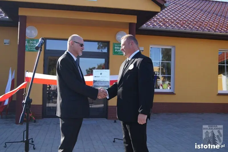 Dom Ludowy Jarzębina otwarto w Trzebieniu
