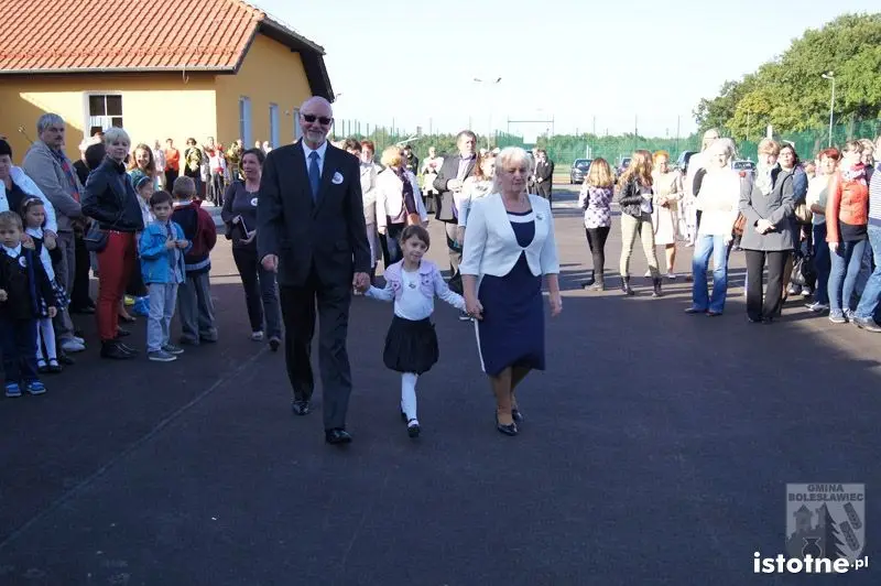 Dom Ludowy Jarzębina otwarto w Trzebieniu