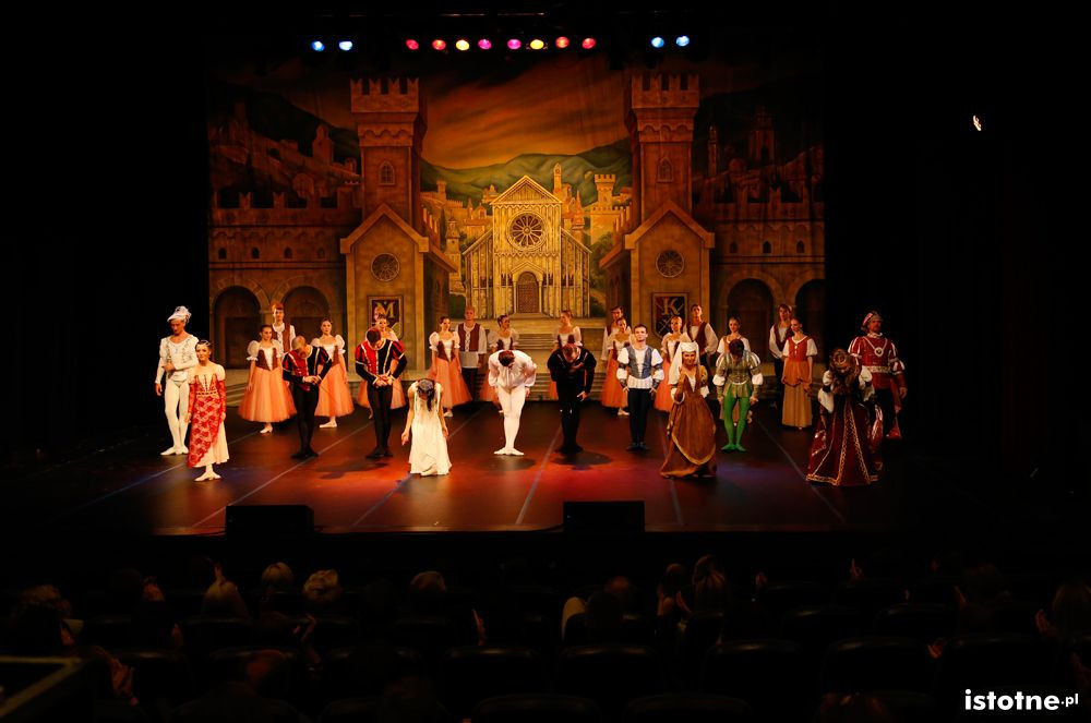 Spektakl Romeo i Julia w Forum